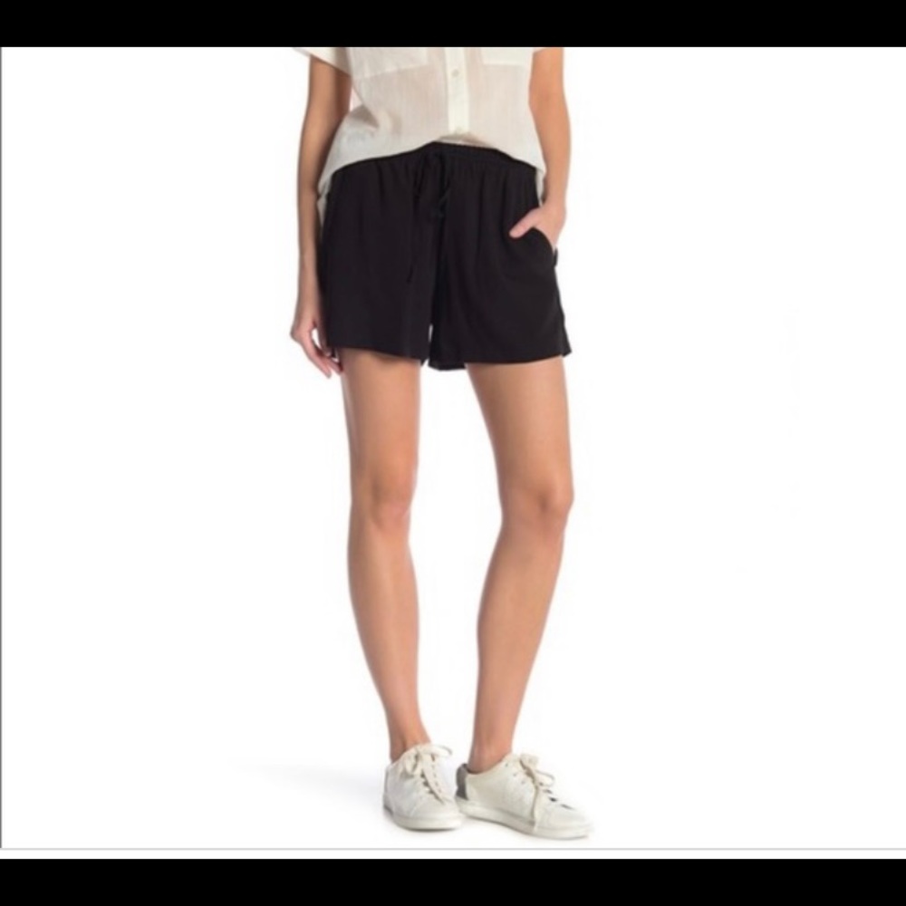 Theory linen kinzie shorts